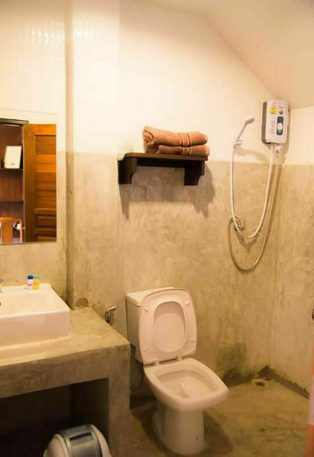 Little Home Guest House Chiang Mai Bagian luar foto